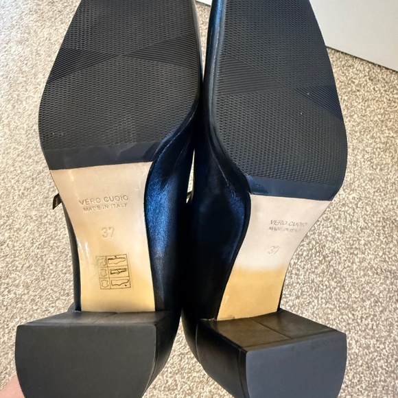 Mary Jane shoes - Picture 4 of 4